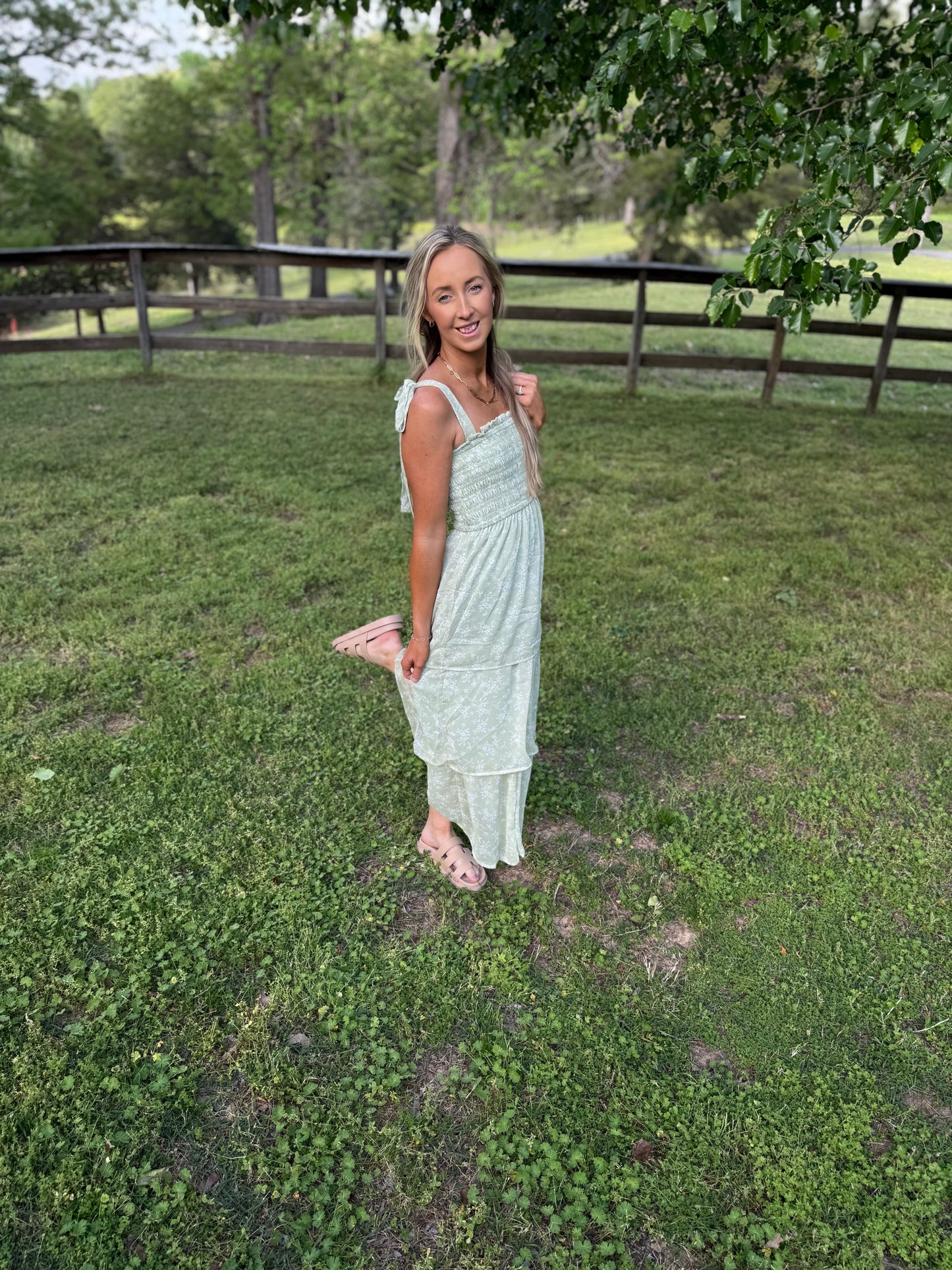 The Daisy Dress - Light Green