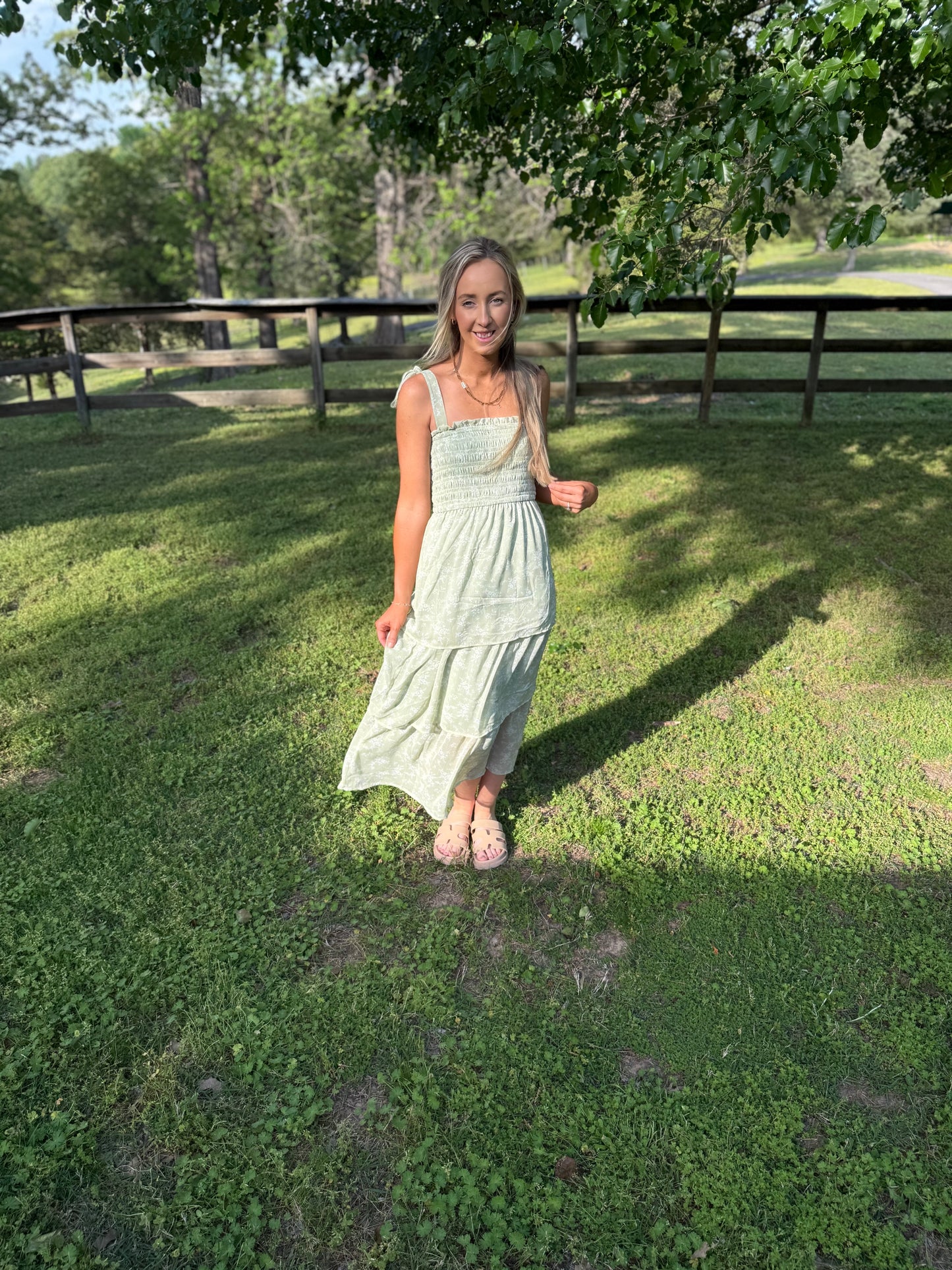 The Daisy Dress - Light Green