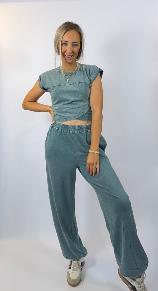 Julian Set - Teal
