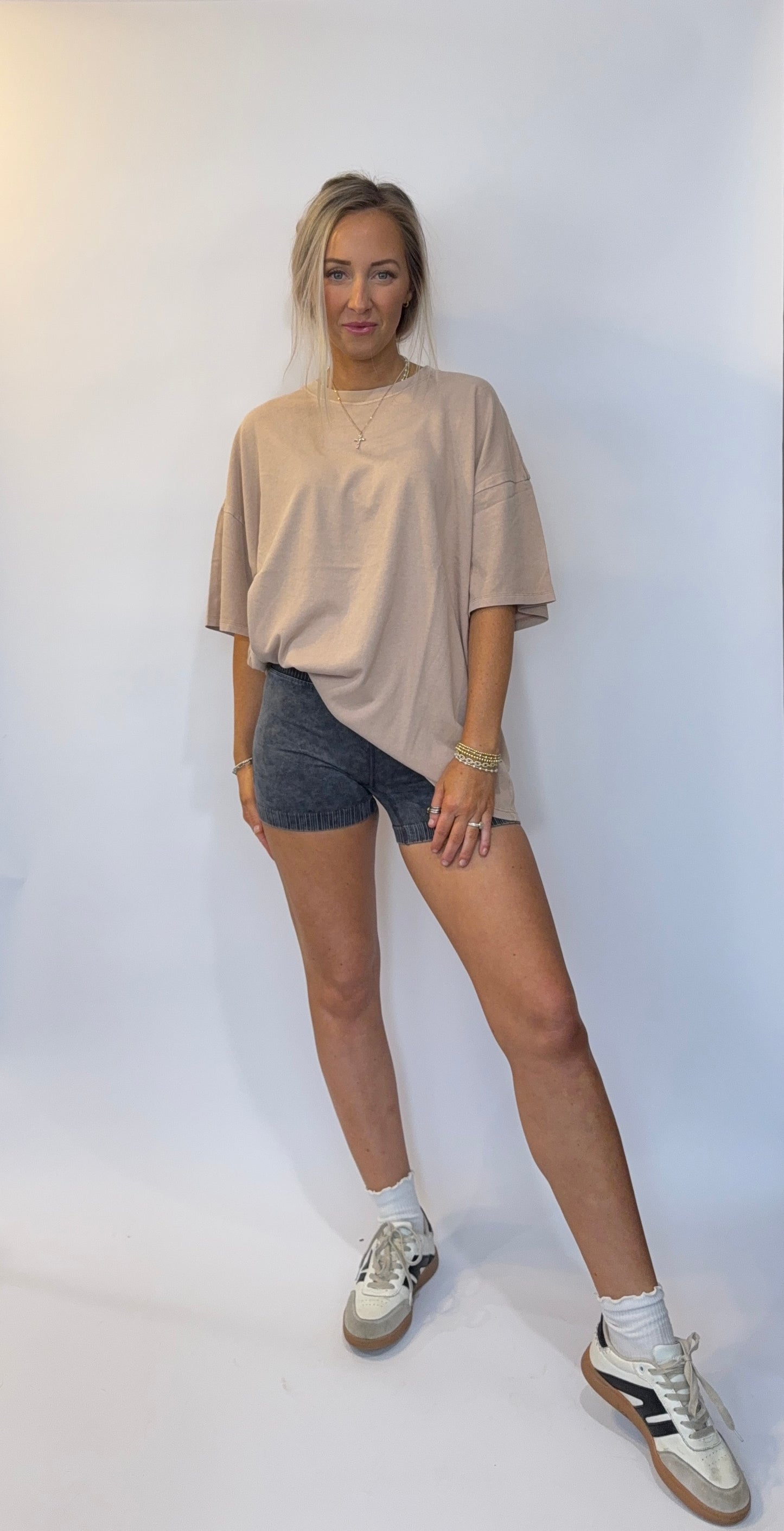 Gracelyn Boyfriend Tee - Taupe