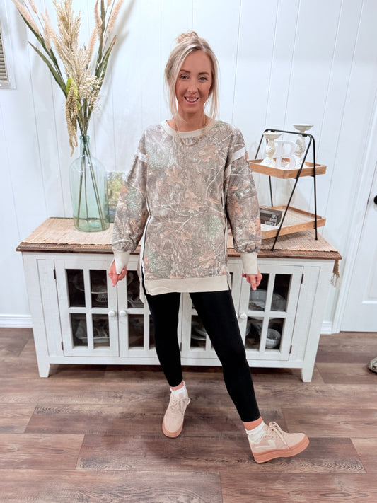 Willa Camo Pullover