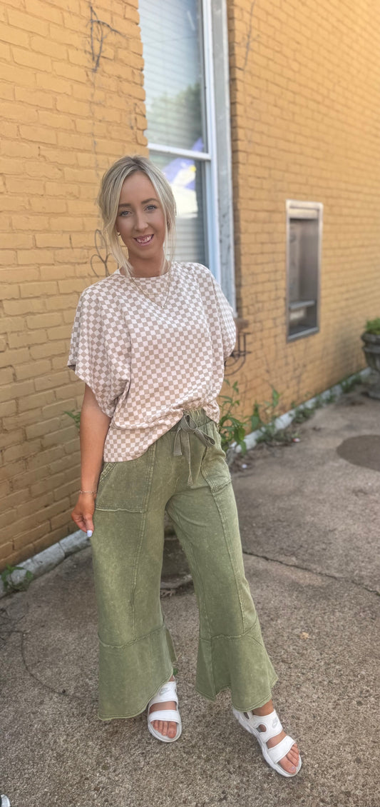 Exposed Seam Flare Pant